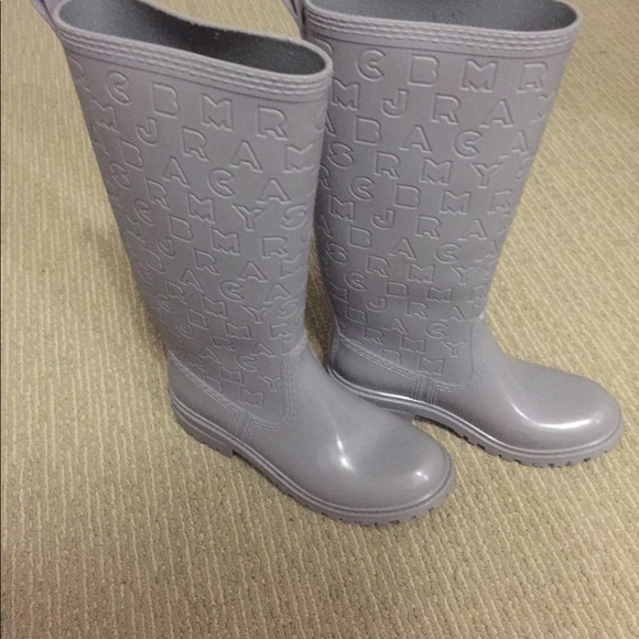Rain boots - Picture 1 of 1